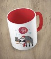 Czerwony kubek christmas coffee time sloth