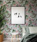 Tapeta anturium wśród liści i piwonii