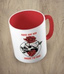 Kubek rose are red