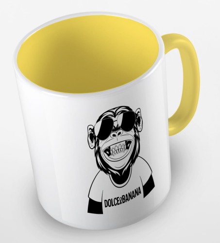 kolorowy kubek z hasłem - dolce & banana oraz małpą - kolor żółty.jpg