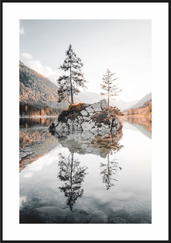 Plakat jezioro Hintersee z białym marginesem dookoła.