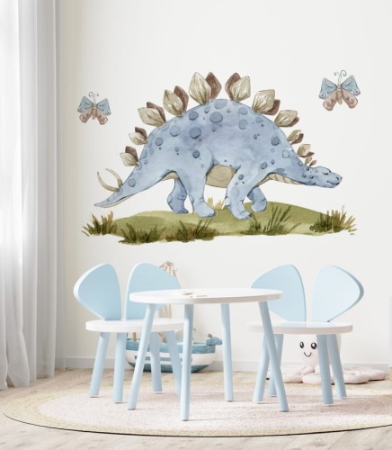 Dziecięca naklejka na ścianę z niebieskim dinozaurem stegozaurem w pastelowym odcieniu.
