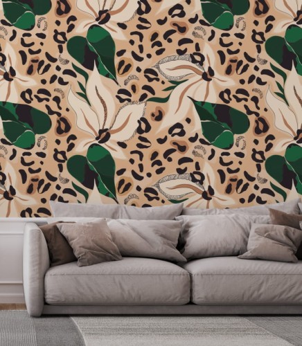 Beżowa tapeta w lamparcie cętki, duże zielone liście i kwiaty