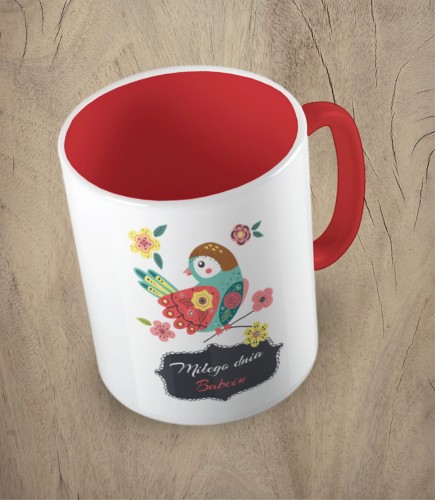 Czerwony kubek miłego dnia babciu