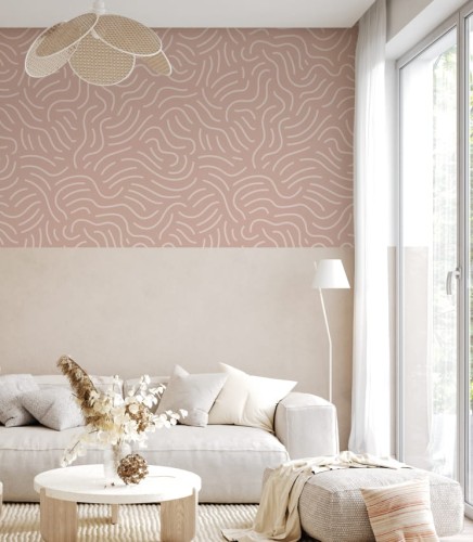 Różowa tapeta w dwóch odcieniach tego koloru - jasnoróżowe wzory na tle brudnego różu