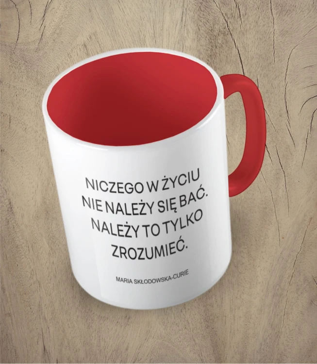 Czerwony kubek nie należy się bać