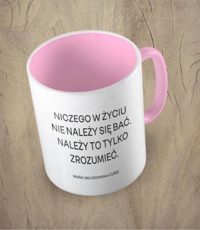 Różowy kubek nie należy się bać