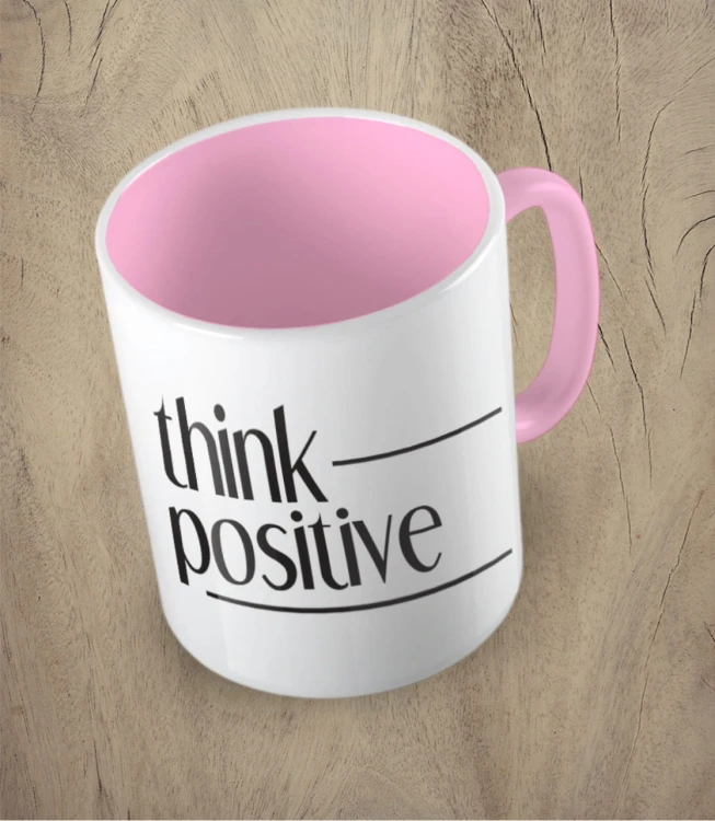Różowy kubek think positive