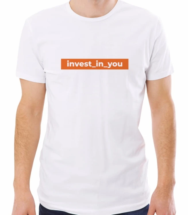 Biała męska koszulka invest in you