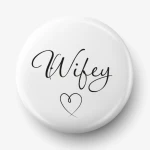 Button wifey