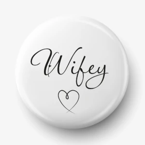 Button wifey