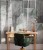 Geometryczna tapeta do nowoczesnego salonu, która łączy wyraziste figury z subtelnym zarysem drzew