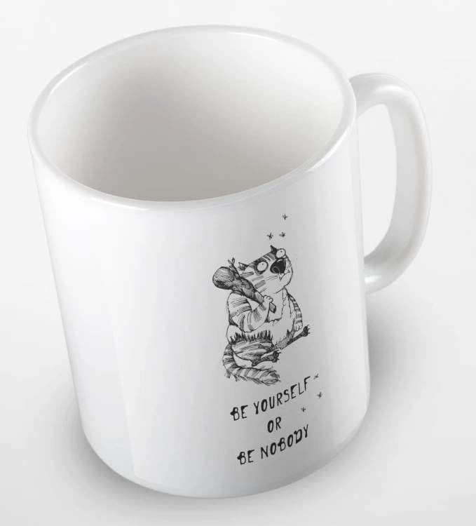 kolorowy kubek - be yourself or be nobody - kubek biały.jpg