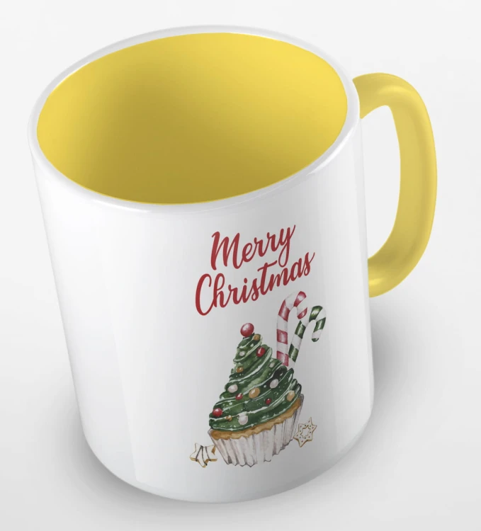 kolorowy kubek z hasłem merry christmas i uroczą babeczką w kaształcie choniki - kolor żółty.jpg