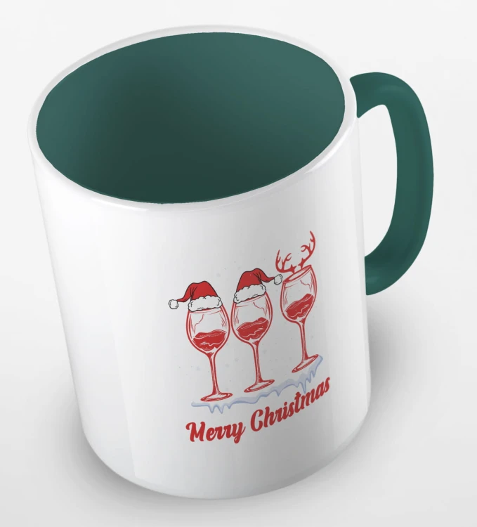 kolorowy kubek z hasłem Merry Christmas oraz grafiką świątecznego wina - kolor ciemnozielony.jpg