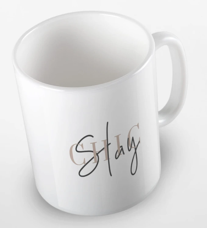 kolorowy kubek z hasłem - stay chic - kolor biały.jpg