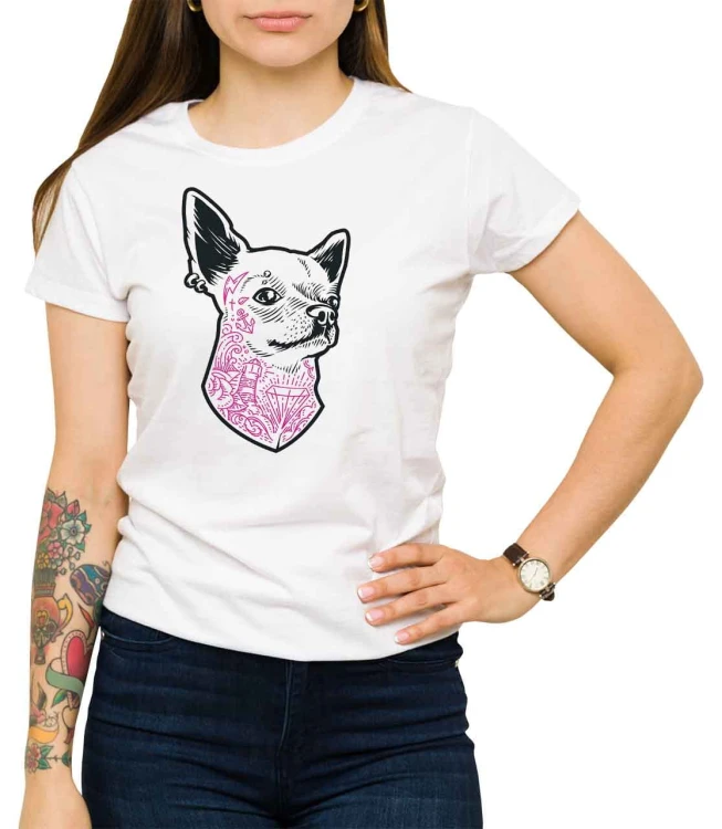 Biały T-shirt dla niej z psem z tatuażami