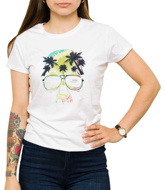 Biały T-shirt damski dla miłośnika przygód w tropikach