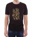 Czarny męski T-shirt z kwiatami i napisem w języku Suahili.