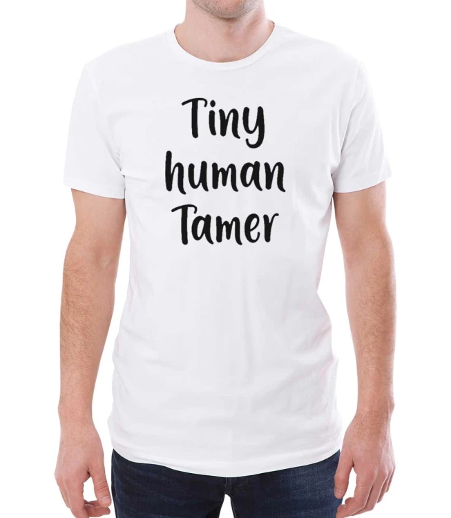 Biały męski T-shirt z napisem tiny human tamer