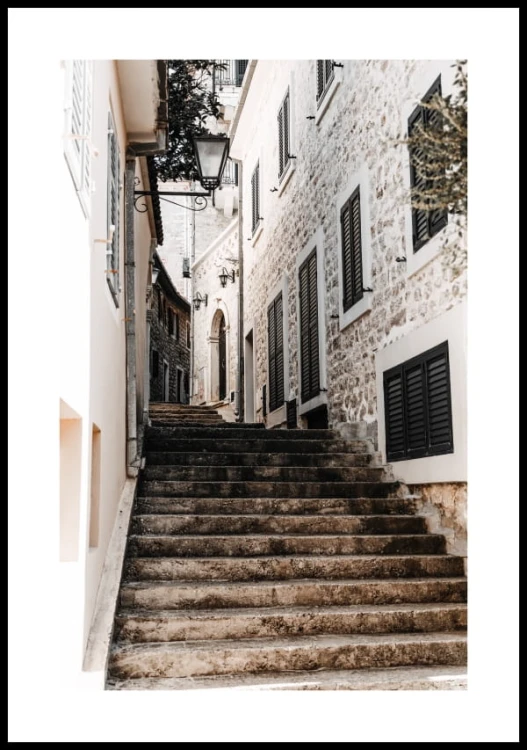 Plakat stara uliczka w Herceg Novi z białym marginesem
