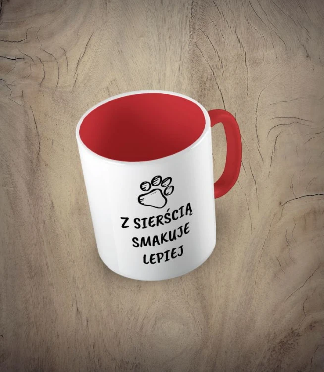 Czerwony kubek  z sierścią smakuje lepiej