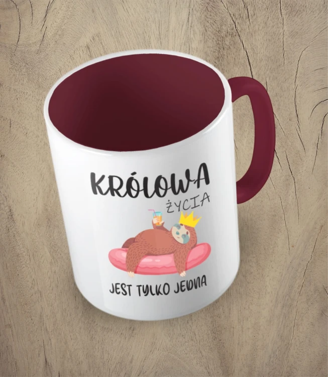 Bordowy kubek królowa życia jest tylko jedna
