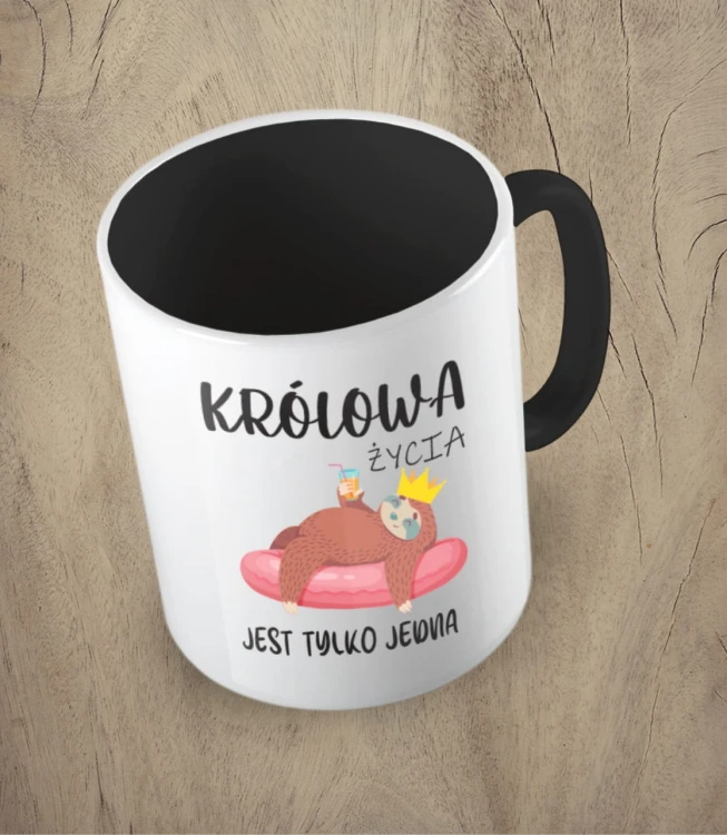 Czarny kubek królowa życia jest tylko jedna