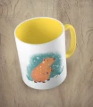 Żółty kubek snowy capibara