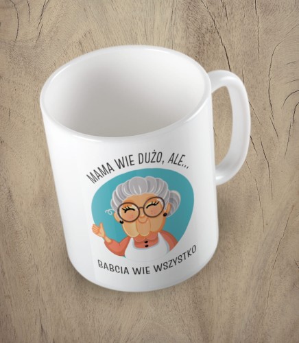 Biały kubek babcia wie wszystko