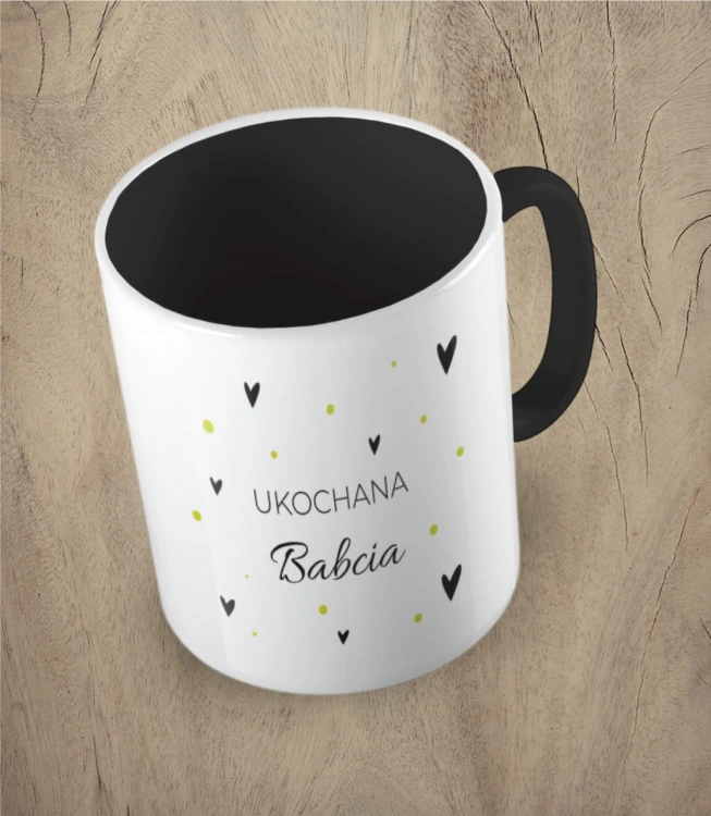 Czarny kubek ukochana babcia