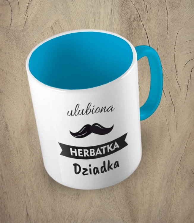 Błękitny kubek ulubiona herbatka dziadka