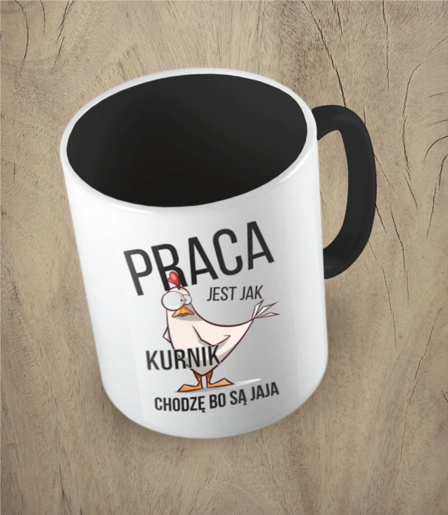Czarny kubek praca jest jak kurnik