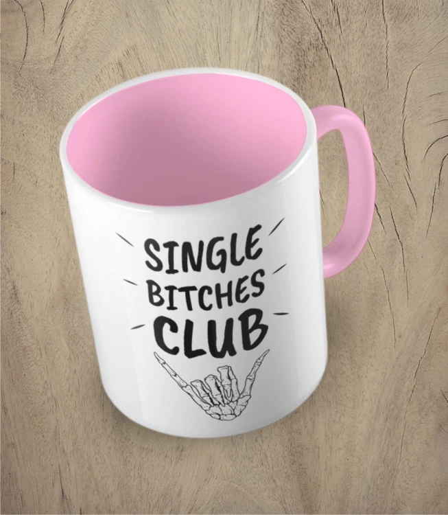 Różowy kubek single bitches club