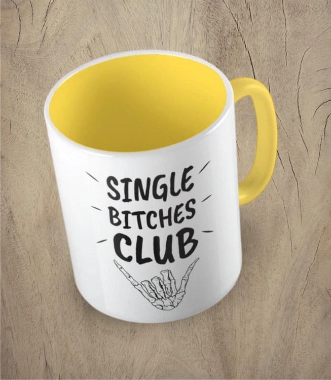 Żółty kubek single bitches club