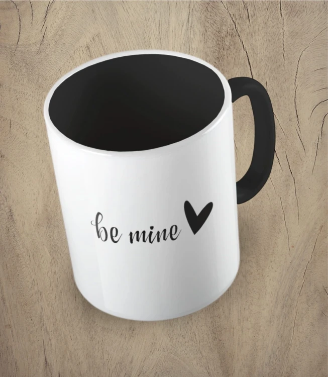 Czarny kubek be mine