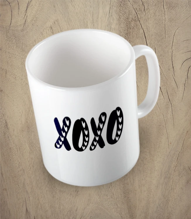 Biały kubek xoxo 01