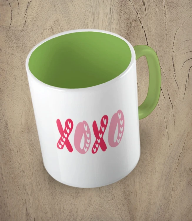 Jasnozielony kubek xoxo 02