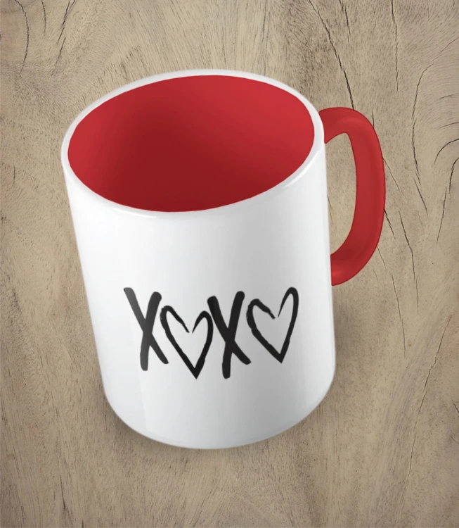 Czerwony kubek xoxo 03