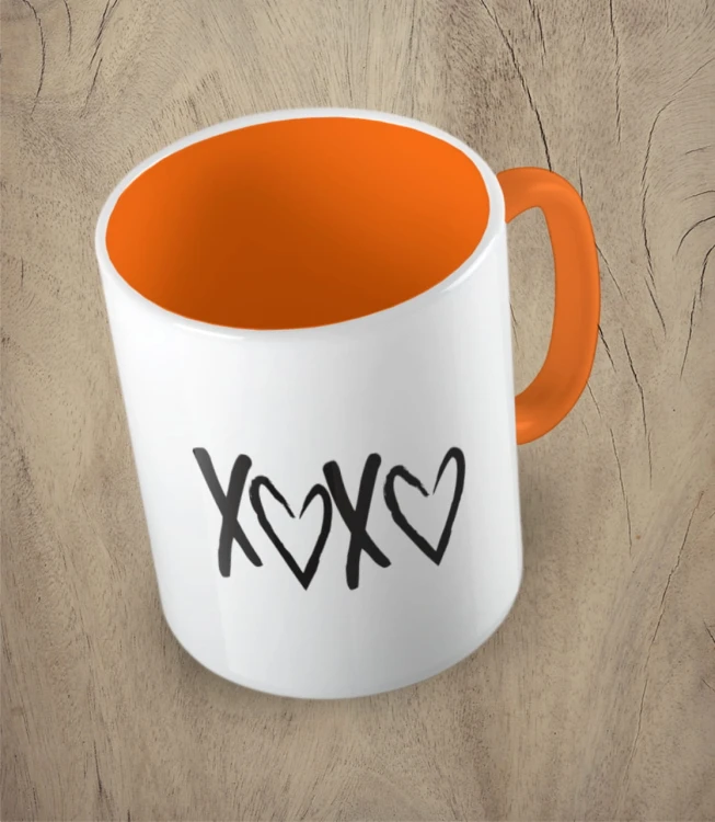 Pomarańczowy kubek xoxo 03