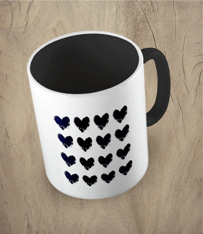 Czarny kubek hearts 01