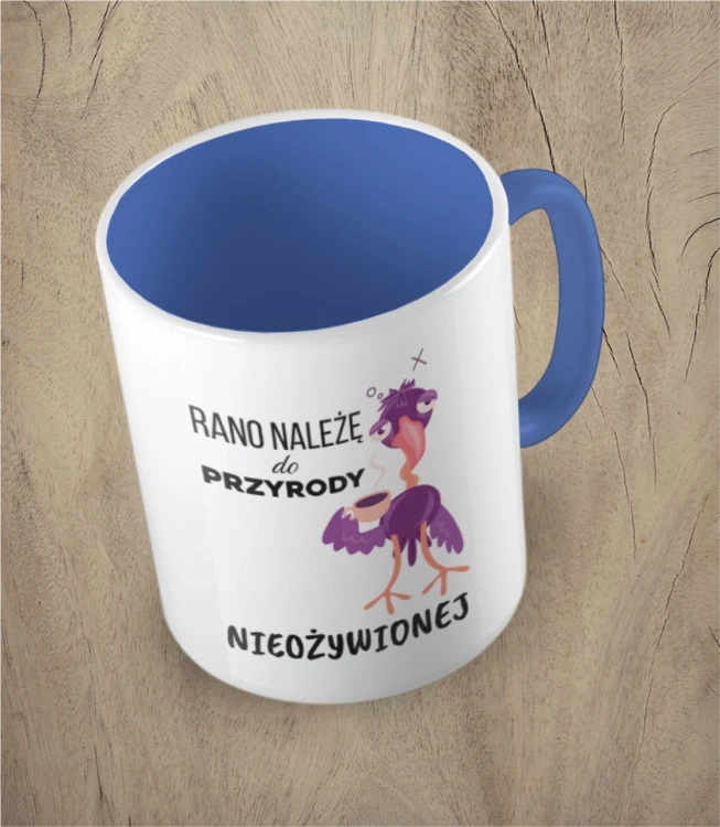 Niebieski kubek rano należę do przyrody nieożywionej