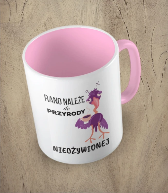 Różowy kubek rano należę do przyrody nieożywionej