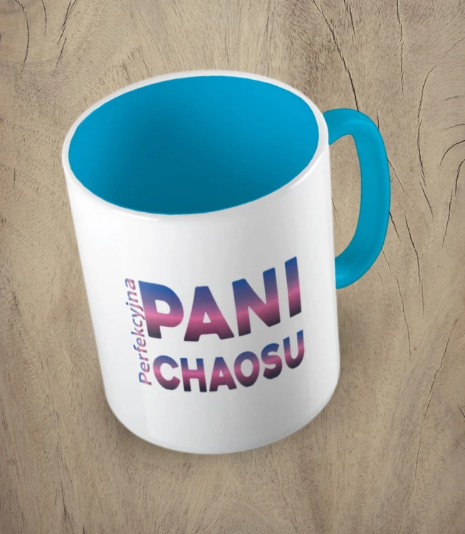 Błękitny kubek perfekcyjna pani chaosu