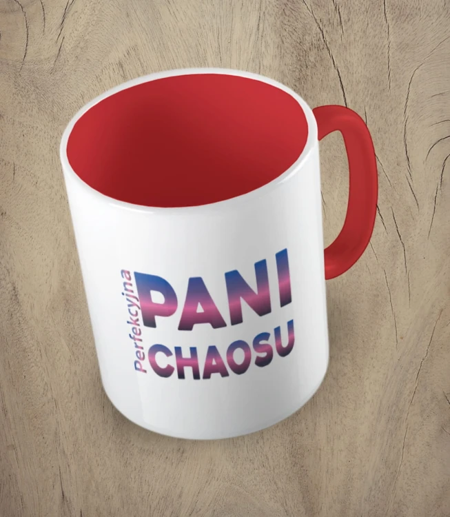 Czerwony kubek perfekcyjna pani chaosu