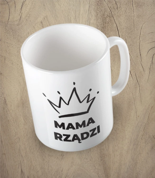 Biały kubek mama rządzi